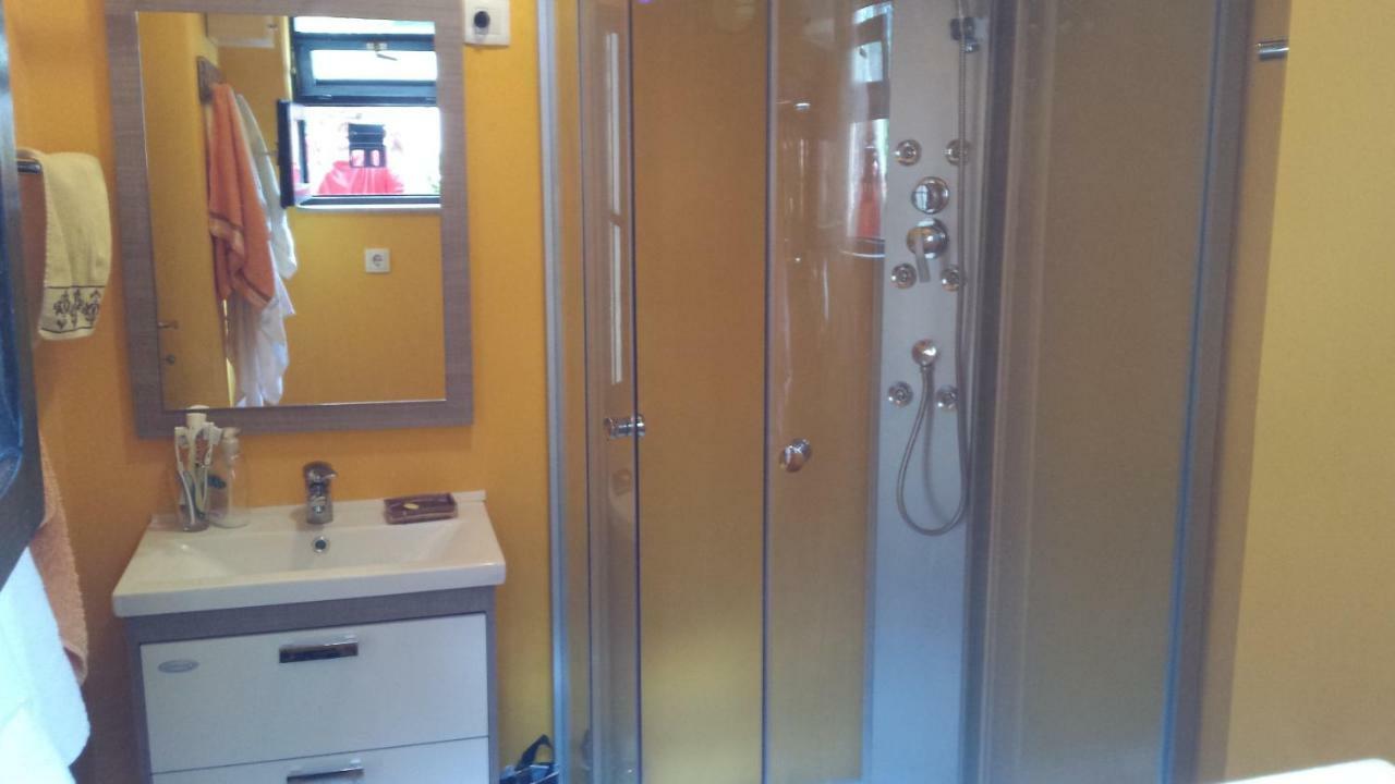 Sole Apartments โกตอร์ ภายนอก รูปภาพ